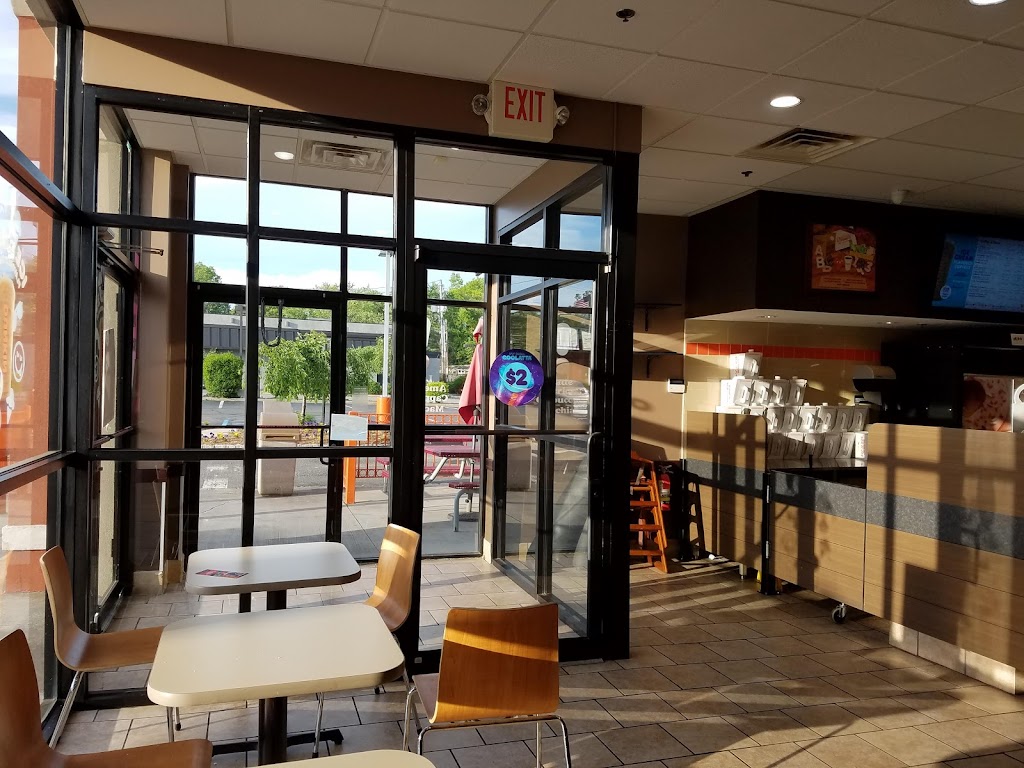Dunkin' 07648