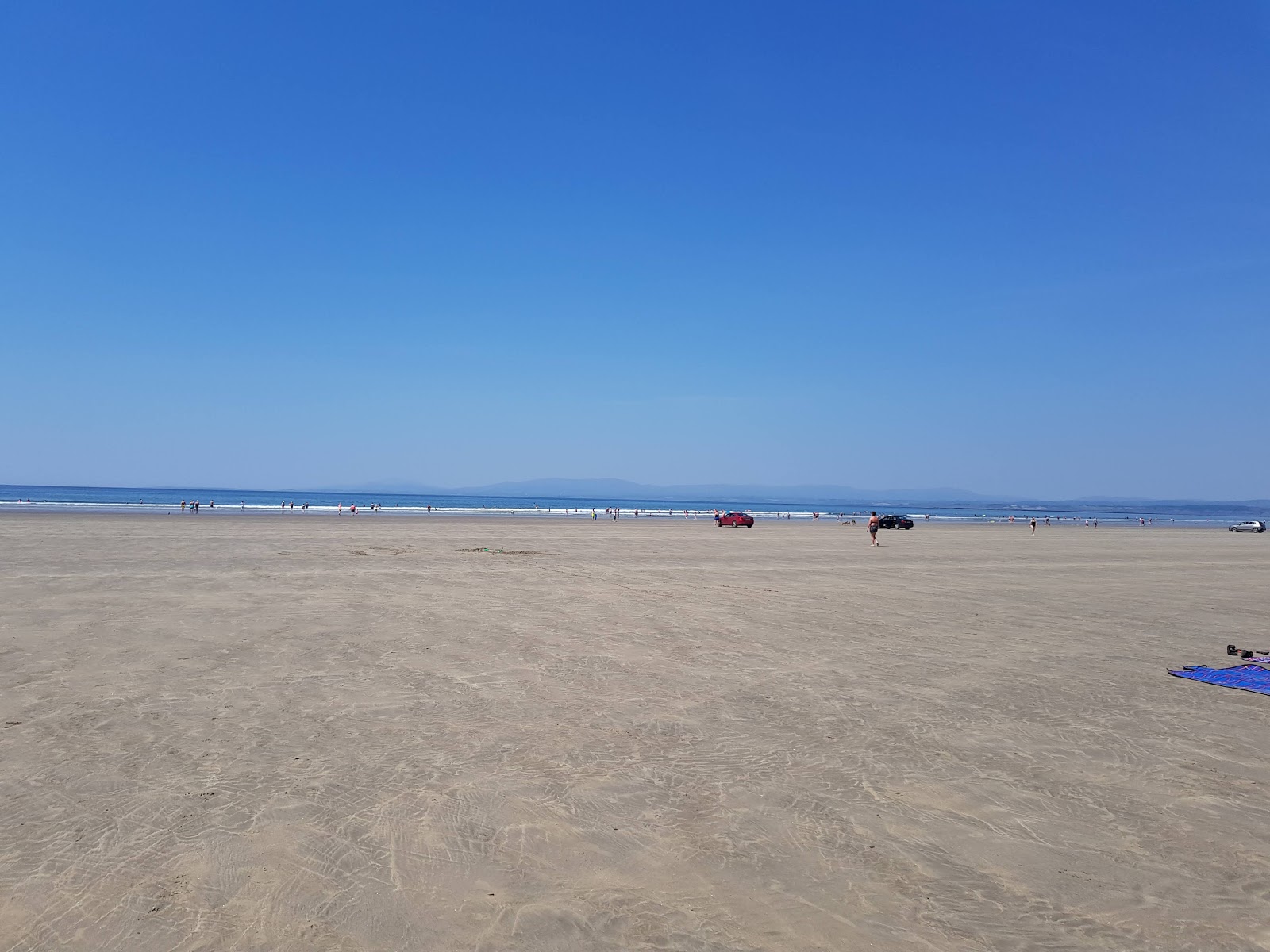 Photo of Rossnowgh Beach with very clean level of cleanliness