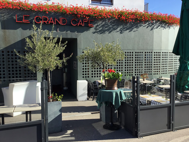 Le Grand Cafe