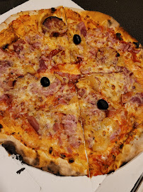 Plats et boissons du Pizzas à emporter Pizza Story à Ondres - n°2