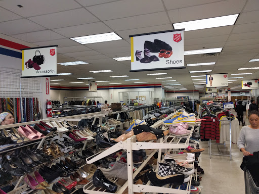 Thrift Store «Salvation Army Family Store», reviews and photos, 34-02 Steinway St, Long Island City, NY 11101, USA