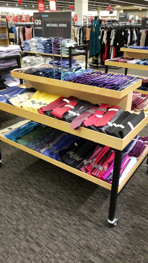 Department Store «Nordstrom Rack Potomac Mills», reviews and photos, 2700 Potomac Mills Cir, Woodbridge, VA 22192, USA