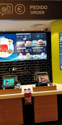 Restauration rapide McDonald's à Faro (la carte)