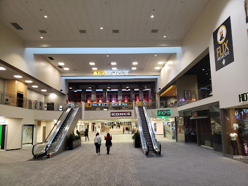 Shopping Mall «Merle Hay Mall», reviews and photos, 3800 Merle Hay Rd, Des Moines, IA 50310, USA