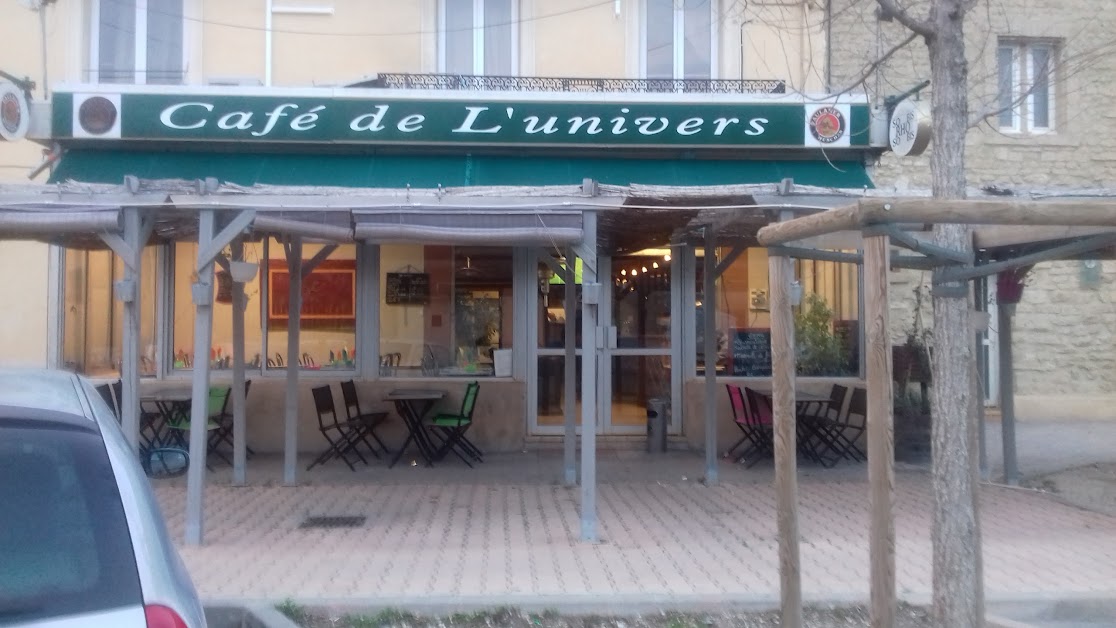 Café De L'univers à Courthézon