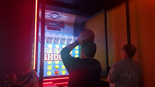 Bowling Alley «Spare Time Entertainment Center», reviews and photos, 3101 E Grand River Ave, Lansing, MI 48912, USA