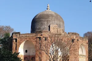 Meer Nawab Shah Saiyed Qutubuddin Tomb image