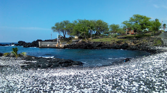Miloli'i Beach