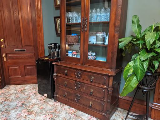 Bed & Breakfast «The Empress of Little Rock», reviews and photos, 2120 S Louisiana St, Little Rock, AR 72206, USA