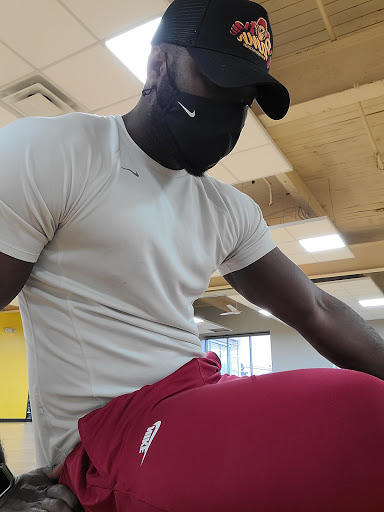 Gym «Powerhouse Gym», reviews and photos, 201 Park Ave, Linden, NJ 07036, USA