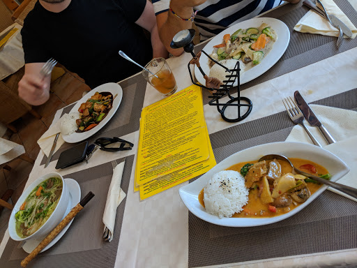 Loving Hut -VeganWelt, Asia-Restaurant