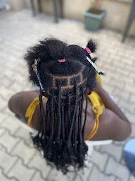 Photo n°20 de The Curls afro Shop à Sainte-Florine ()