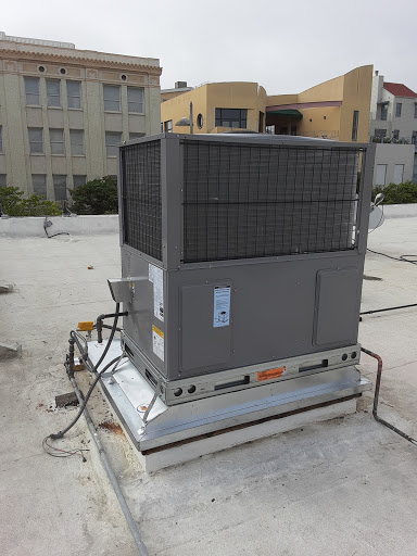 LA Construction Heating and Air image