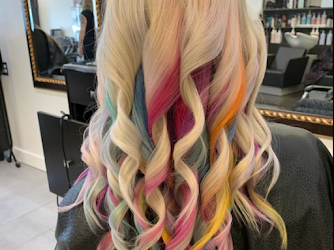 Bijoux Hair Salon Shawnessy (calgary south)