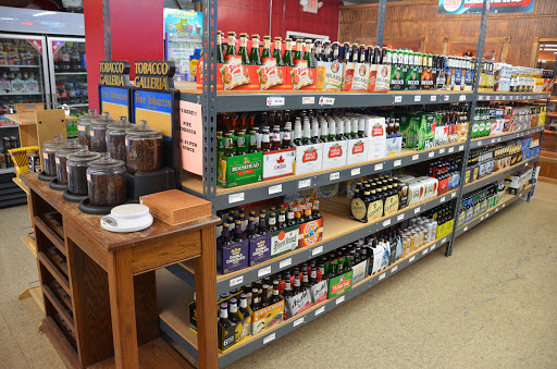 Liquor Store «Holiday Wine & Spirits», reviews and photos, 112 S Royal Oaks Blvd, Franklin, TN 37067, USA