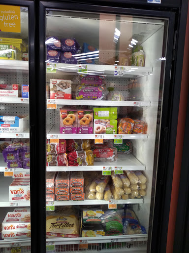 Grocery Store «Hannaford Supermarket», reviews and photos, 777 Rogers St, Lowell, MA 01852, USA