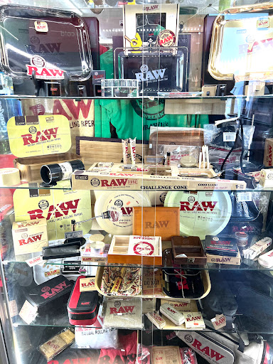 Tobacco Shop «RJ smoke shop», reviews and photos, 1200 N Arizona Ave, Chandler, AZ 85225, USA