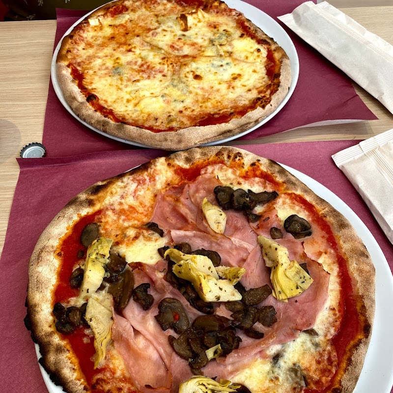 Ai Sapori Pizzeria da Asporto - Panini - Insalatone - Rosticceria
