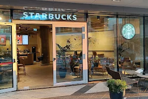 Starbucks Quad image