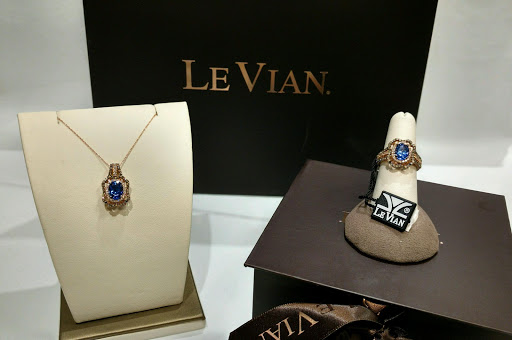 Jewelry Store «Morgan Jewelers - Valley Mall», reviews and photos, 2529 Main St #137, Union Gap, WA 98903, USA