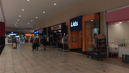 Shopping Mall «Desert Sky Mall», reviews and photos, 7611 W Thomas Rd, Phoenix, AZ 85033, USA