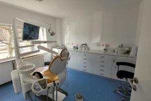 Dental Softcare - Stomatologie Craiova image
