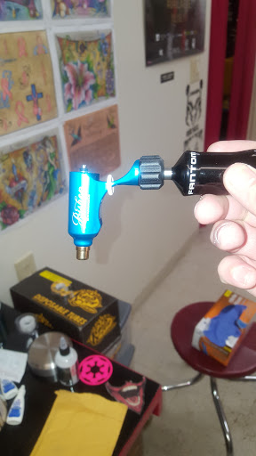 Tattoo Shop «Inkazoid Tattoos», reviews and photos, 5400 Fort Henry Dr, Kingsport, TN 37663, USA