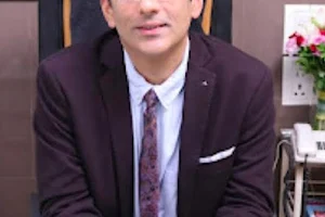 Dr Meenesh Juvekar image
