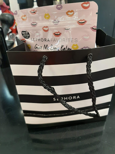 Cosmetics Store «SEPHORA», reviews and photos, 9722 Great Hills Trail #115, Austin, TX 78759, USA