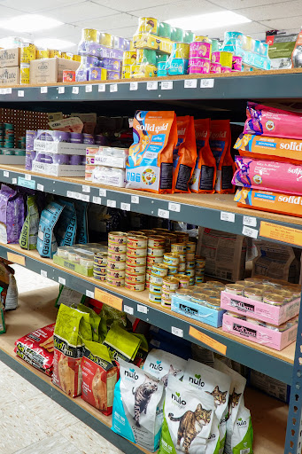 Pet Supply Store «Arcata Pet», reviews and photos, 600 F St #6, Arcata, CA 95521, USA