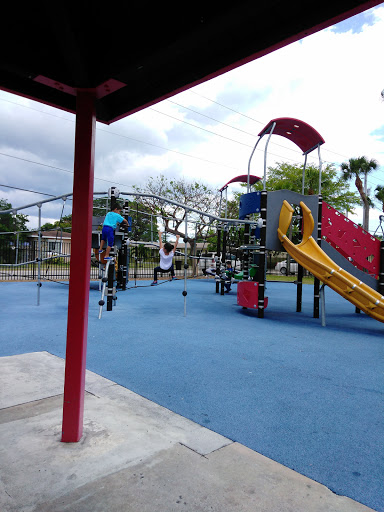Park «Uleta Park», reviews and photos, 386 NE 169th St, North Miami Beach, FL 33162, USA
