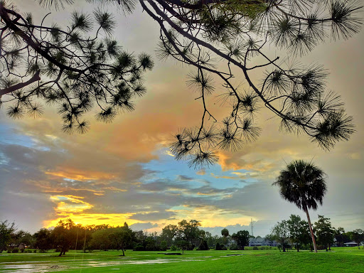 Country Club «Seminole Lake Country Club», reviews and photos, 6100 Augusta Blvd, Seminole, FL 33777, USA