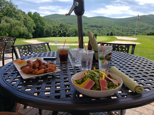 Restaurant «Storm King Tavern», reviews and photos, 18 Ridge Rd, Cornwall, NY 12518, USA
