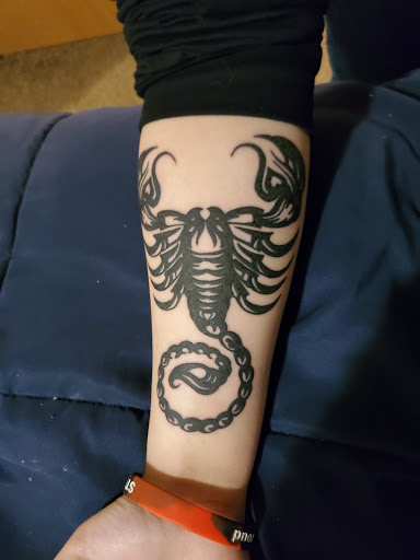 Tattoo Shop «Electric Chair Tattoo», reviews and photos, 4367 Miller Rd, Flint, MI 48507, USA