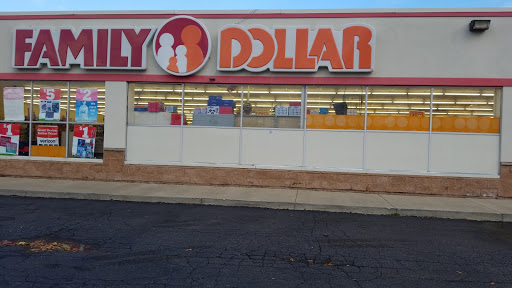FAMILY DOLLAR, 16025 E 10 Mile Rd, Eastpointe, MI 48021, USA, 