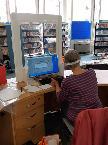 Comments and reviews of Jesmond Library