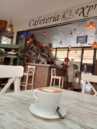 Restaurante Cafetería Express bar cafetería Eurovillas (Nuevo Baztán) en Nuevo Baztán
