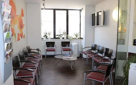 Medic-Center Steinbühl image