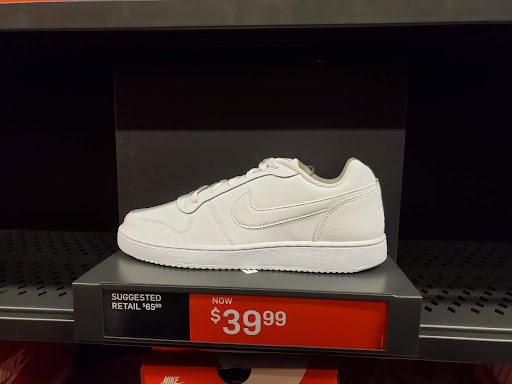 Clothing Store «Nike Factory Store», reviews and photos, 915 Ridgewalk Pkwy #200, Woodstock, GA 30188, USA