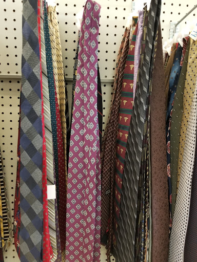 Thrift Store «Main Street Thrift Shop», reviews and photos, 2210 FL-580, Clearwater, FL 33763, USA