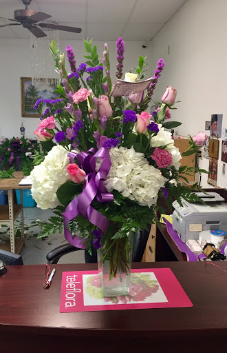 Florist «Rose Garden Florist - Modesto, CA», reviews and photos, 2100 Standiford Ave, Modesto, CA 95350, USA