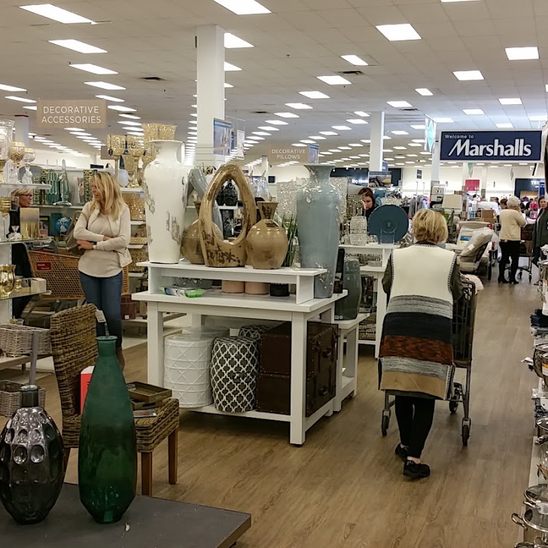 Marshalls & HomeGoods