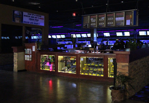 Bowling Alley «Chaparral 300 - We may close 1 hour early Sun-Thurs depending on volume, please call for details.», reviews and photos, 4191 Chino Hills Pkwy, Chino Hills, CA 91709, USA