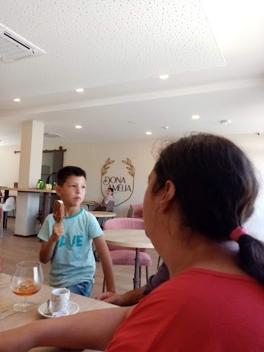 Confeitaria Dona Amélia - Cafeteria