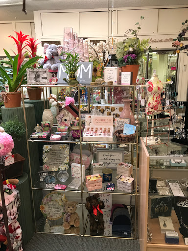 Florist «Crystals Flowers & Gifts», reviews and photos, 17314 Pacific Ave S, Spanaway, WA 98387, USA