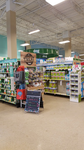 Pet Supply Store «PetSmart», reviews and photos, 11860 Spectrum Center, Reston, VA 20190, USA