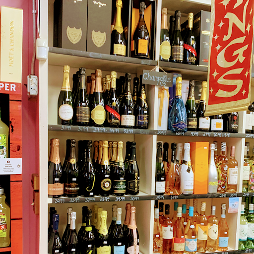 Liquor Store «Carhart Wines & Liquors», reviews and photos, 343 Mamaroneck Ave, White Plains, NY 10605, USA