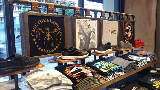 Shoe Store «Vans», reviews and photos, 400 Broadway, Santa Monica, CA 90401, USA
