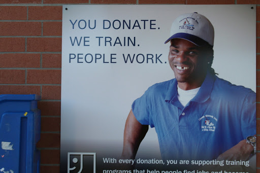 Thrift Store «Goodwill Retail Store», reviews and photos, 514 Waughtown St, Winston-Salem, NC 27127, USA