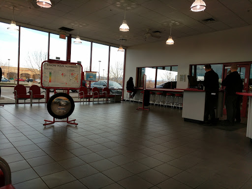 Tire Shop «Discount Tire Store - Longmont, CO», reviews and photos, 379 S Hover Rd, Longmont, CO 80501, USA